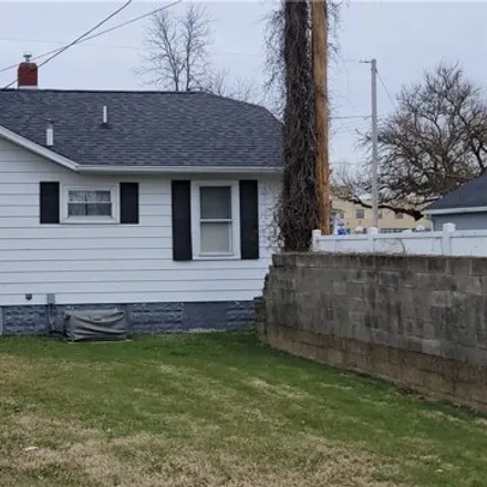 Image 5 - Catie's Corner, 729 Seborn Avenue, Putnam, Zanesville, OH 43701, USA - House for sale