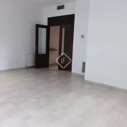 Rent this 3 bed apartment on Hernán Cortés - Ciril Amorós in Carrer d'Hernán Cortés, 46004 Valencia