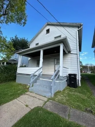 Buy this 3 bed house on 982 Main Street in Aliquippa, PA 15001
