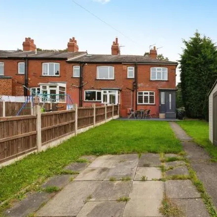 Buy this 3 bed duplex on Sycamore Avenue in Leeds, LS15 7RB