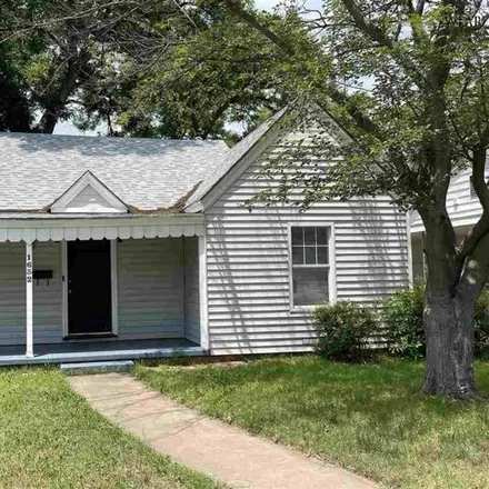 Rent this 2 bed house on 1632 Speedway Avenue in Wichita Falls, TX 76301