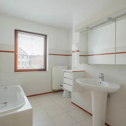 Image 4 - Rue Pierre Flamand 253, 1420 Braine-l'Alleud, Belgium - Apartment for rent