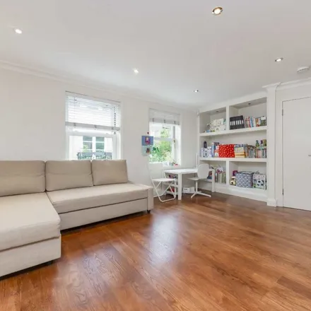 Image 5 - 5 St Peter's Place, London, W9 2QS, United Kingdom - Apartment for rent