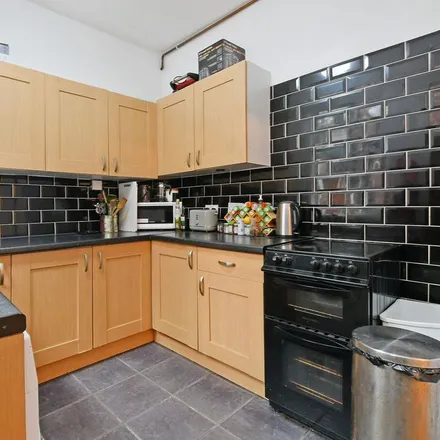 Image 7 - Everton Road, Sheffield, S11 8RY, United Kingdom - Townhouse for rent