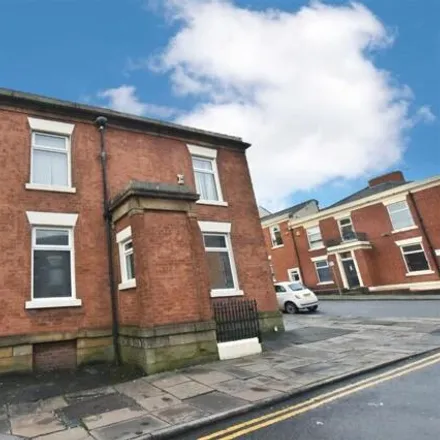 Buy this 2 bed house on Strawberry Bank in Blackburn, BB2 6AA