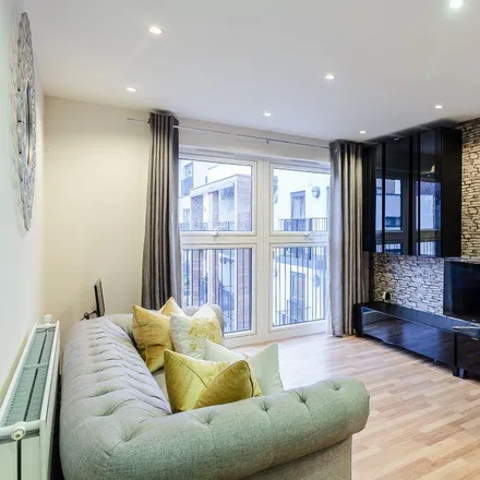 Image 7 - Brindley Court, Letchworth Road, London, HA7 1FX, United Kingdom - Apartment for rent