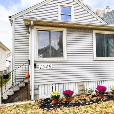 Buy this 3 bed house on 1553 South 72nd Street in West Allis, WI 53214