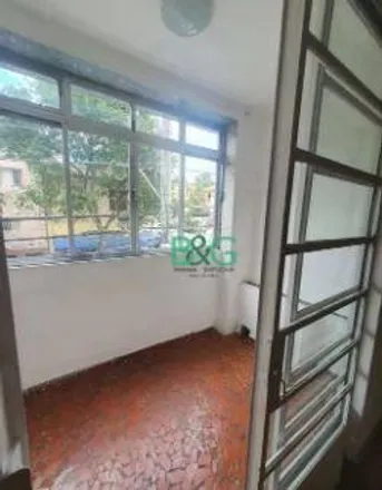 Rent this 2 bed apartment on Rua Tenente Azevedo 129 in Aclimação, São Paulo - SP