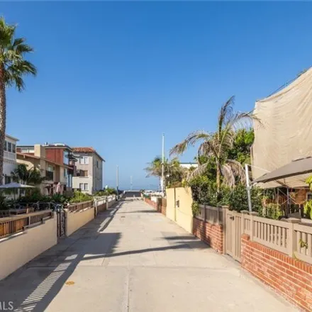 Image 4 - 555 9th Street, Hermosa Beach, CA 90254, USA - Apartment for rent