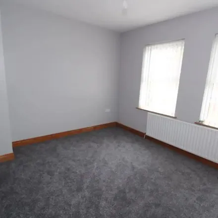 Image 2 - 75 Causeway Meadows, Lisburn, BT28 2EH, United Kingdom - Townhouse for rent