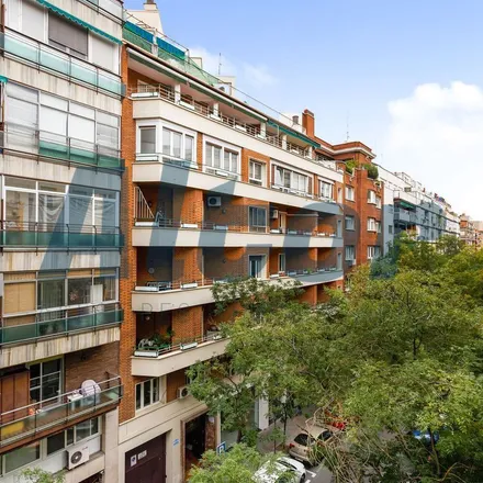 Image 4 - Calle de Diego de León, 47A, 28006 Madrid, Spain - Apartment for rent