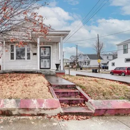 Buy this studio house on 641 Camp Street in Louisville, KY 40203