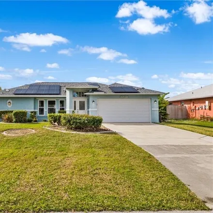 Image 1 - 16267 Horizon Road, Bayshore Commons, Lee County, FL 33917, USA - House for sale