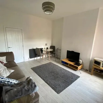 Rent this 3 bed apartment on Loughbourgh Road in West Bridgford, NG2 6AA