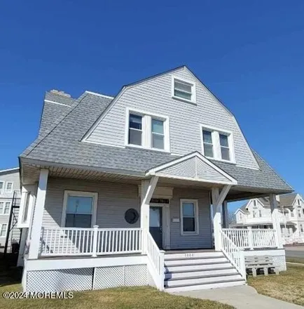 Rent this 6 bed house on 45 11th Avenue in Belmar, Monmouth County