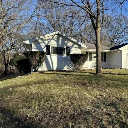 Buy this 5 bed house on Pleasant Valley School North in 4607 West Elwood Drive, Peoria County