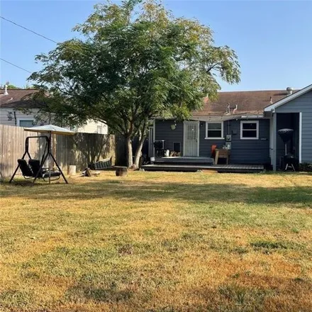 Image 2 - 195 East Cleveland Street, Pelly, Baytown, TX 77520, USA - House for sale