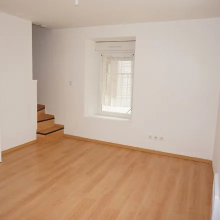 Rent this 3 bed apartment on 3 Impasse des Paras in 38350 La Mure, France