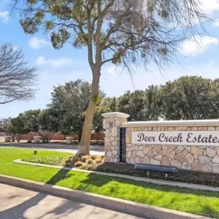 Image 2 - 883 Lake View Court East, Crowley, TX 76036, USA - House for sale