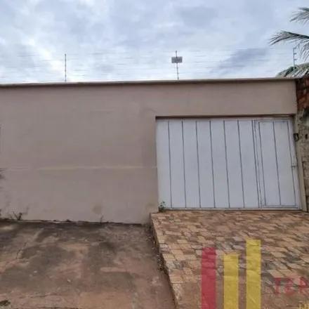 Rent this 3 bed house on Avenida Tocantins in Uruaçu - GO, 76400-000