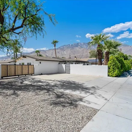 Image 4 - 1815 East Racquet Club Road, Palm Springs, CA 92262, USA - House for sale
