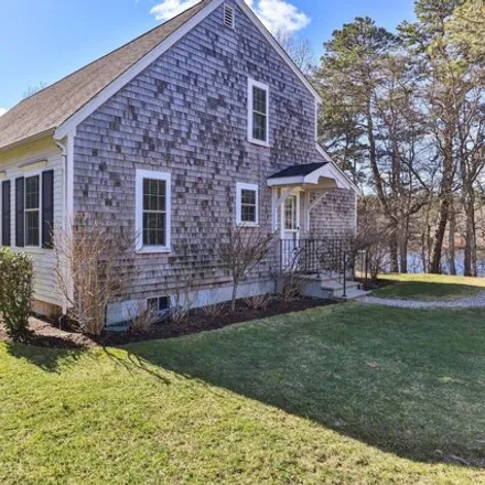 Image 1 - 16 Louise Lane, Yarmouth, MA 02664, USA - House for sale