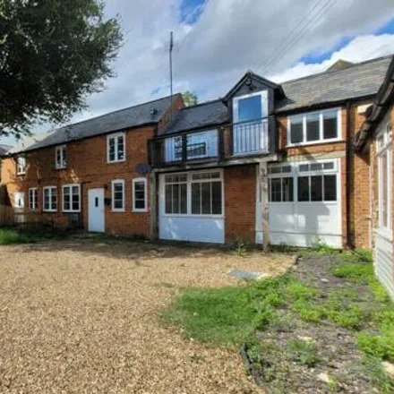 Rent this 3 bed house on Southfield Primary School in Banbury Road, Brackley
