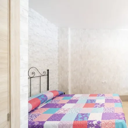 Image 7 - Carrer de Llanera de Ranes, 24, 46017 Valencia, Spain - Apartment for rent