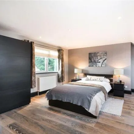 Image 7 - 70 Chartfield Avenue, London, SW15 6HN, United Kingdom - Duplex for sale