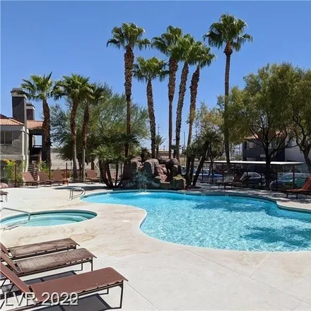 Image 4 - Park at Summerlingate, 8600 West Charleston Boulevard, Las Vegas, NV 89117, USA - Condo for sale