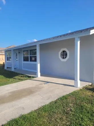 Image 2 - 490 Southwest Todd Avenue, Port Saint Lucie, FL 34983, USA - House for rent