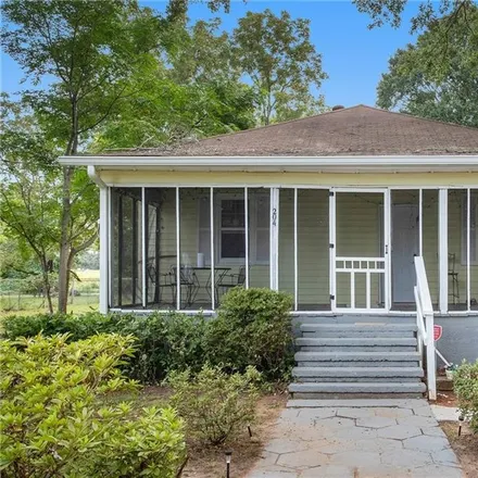 Buy this 2 bed house on 204 Morris Street in Palmetto, Fulton County
