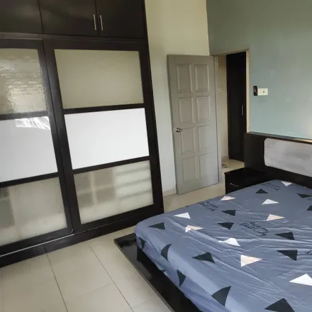 Rent this 3 bed apartment on Jalan Helang in Sungai Dua, 11800