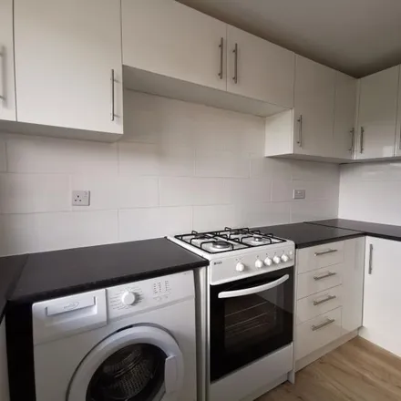 Rent this 1 bed apartment on Streamside Close in London, N9 9XB
