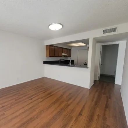 Image 4 - 12300 Doran Place, Los Angeles, CA 91605, USA - House for rent