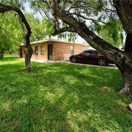 Image 2 - 275 South 6th Street, Donna, TX 78537, USA - House for sale