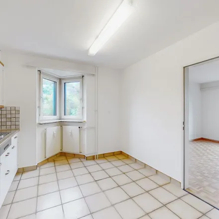 Image 2 - Neumattstrasse 37, 39, 4142 Münchenstein, Switzerland - Apartment for rent