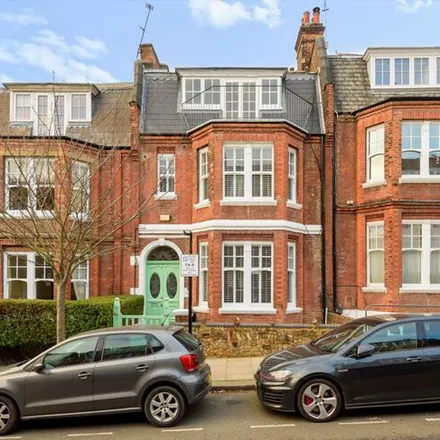 Rent this 6 bed apartment on Glenloch Road in London, NW3 4DG