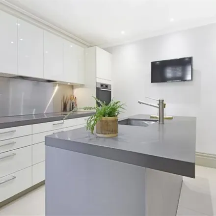 Image 2 - Stanley's, 151 Sydney Street, London, SW3 6NR, United Kingdom - Apartment for rent