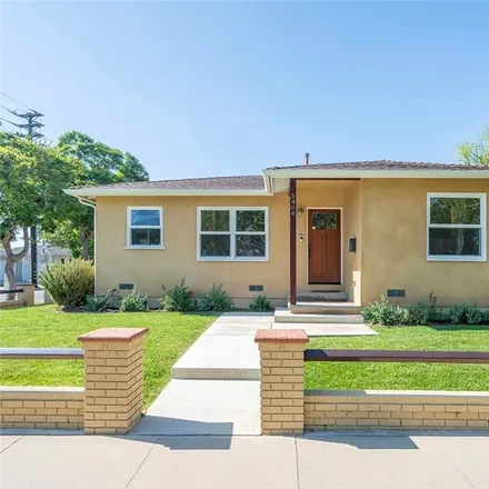 Buy this 3 bed house on 142nd Street in Hawthorne, CA 90250