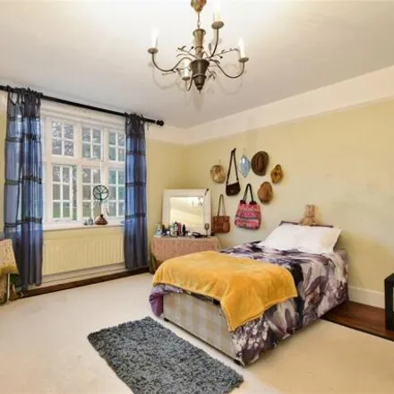 Image 9 - Champneys Tring, Chesham Road, Dacorum, HP23 6HY, United Kingdom - Townhouse for sale