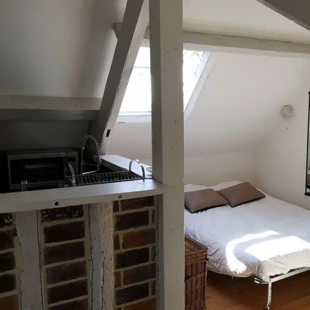 Rent this 1 bed apartment on 14360 Trouville-sur-Mer