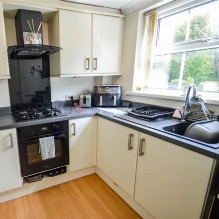 Image 2 - Bright Meadow, Sheffield, S20 4SY, United Kingdom - Townhouse for sale