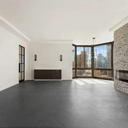 Rent this 2 bed apartment on Bristol Plaza in 3rd Avenue, New York