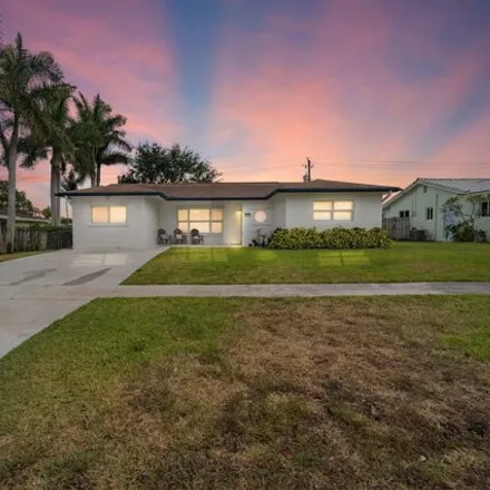 Buy this 4 bed house on Northwest 5th Avenue in Boca Raton, FL 33431