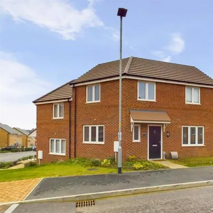 Buy this 3 bed duplex on unnamed road in Carlton, NG4 4NF