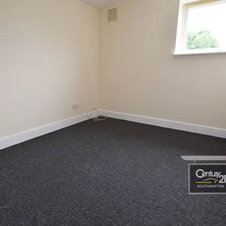 Image 5 - 32 Southcliff Road, Bevois Valley, Southampton, SO14 6GY, United Kingdom - Apartment for rent