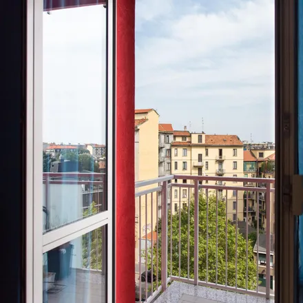 Image 6 - Piazzale Brescia, Viale Daniele Ranzoni, 20149 Milan MI, Italy - Room for rent