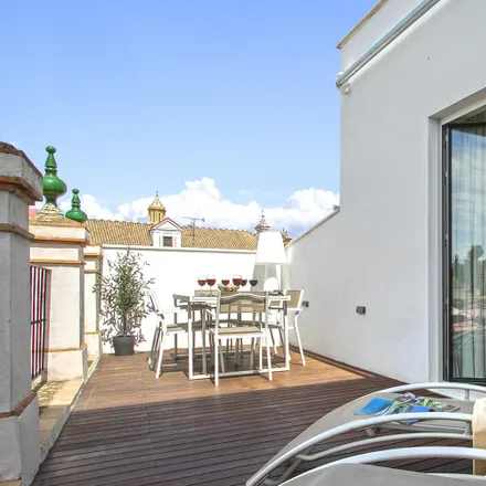 Rent this studio apartment on Calle Santa Teresa in 17, 41004 Seville