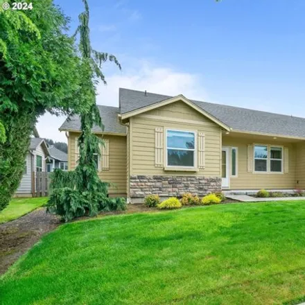 Buy this 4 bed house on 904 Ike Mooney Road in Silverton, OR 97381